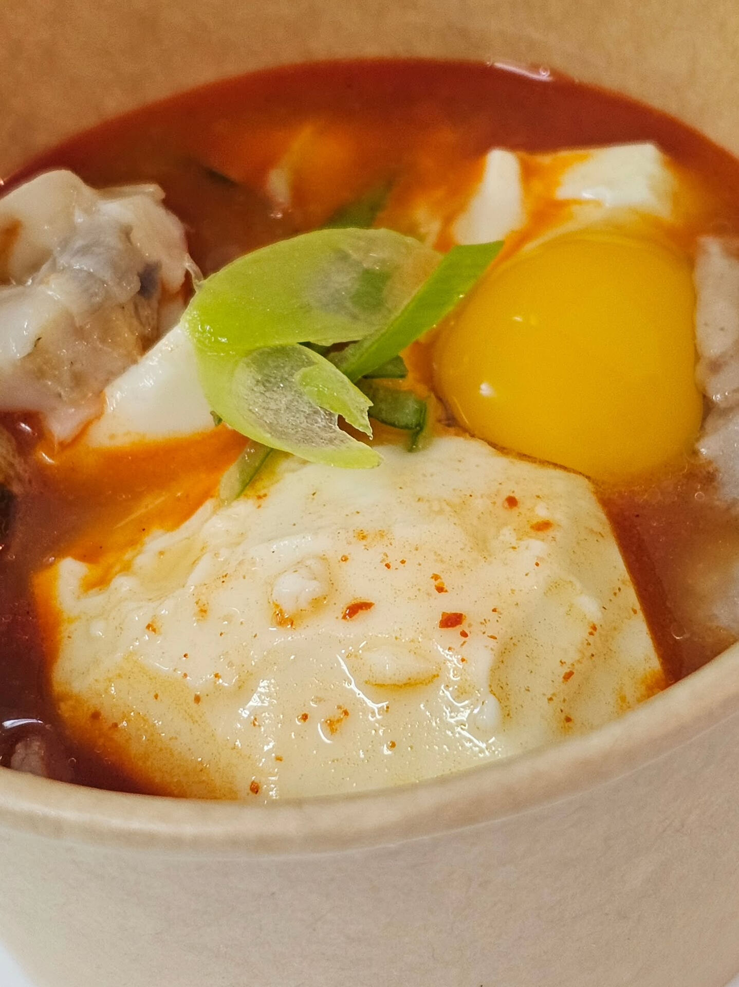西尾市のサラダとソフトクリーム専門店