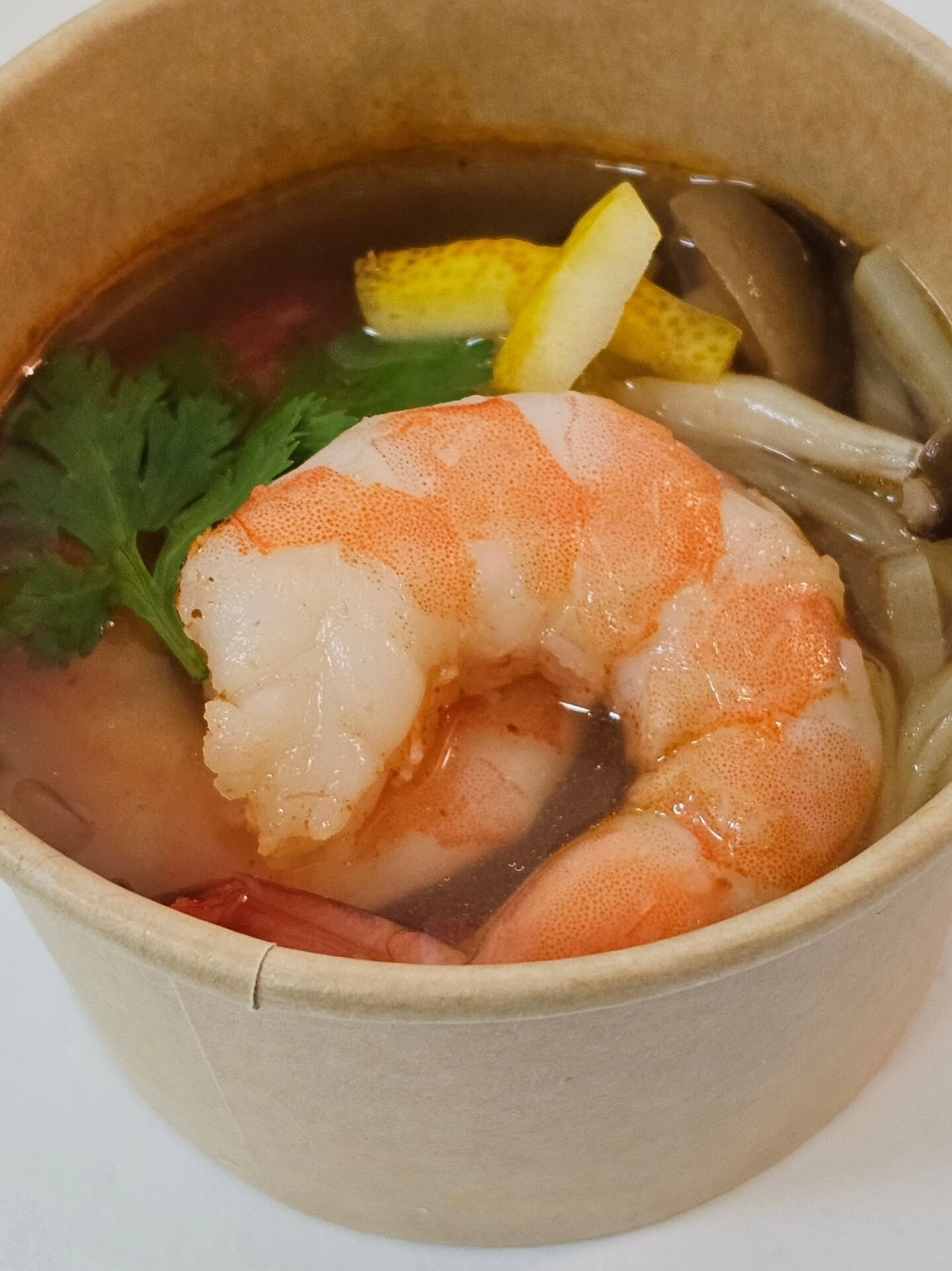 西尾市のサラダとソフトクリーム専門店